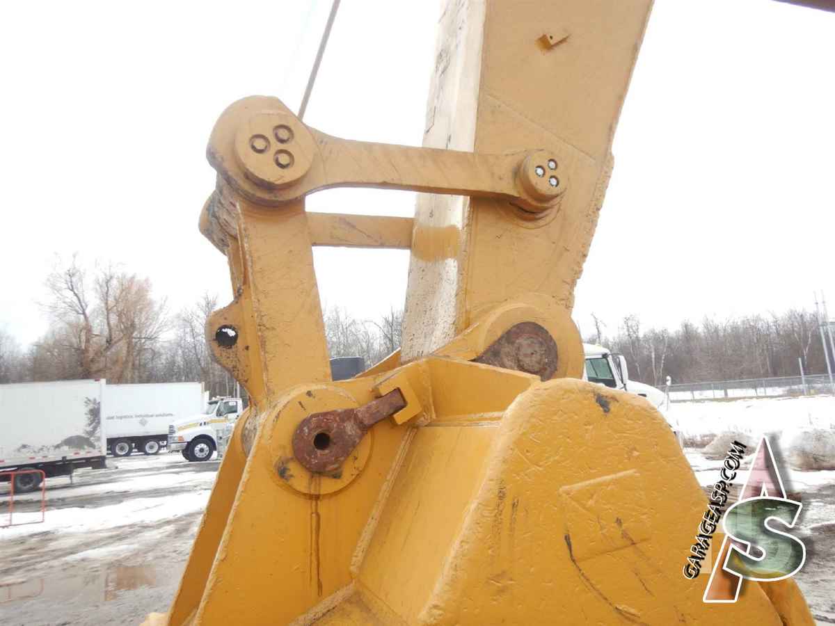 Bucket linkages Heavy equipment parts