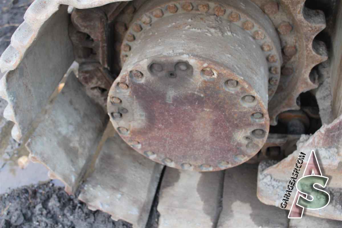 Final drives - Heavy equipment parts