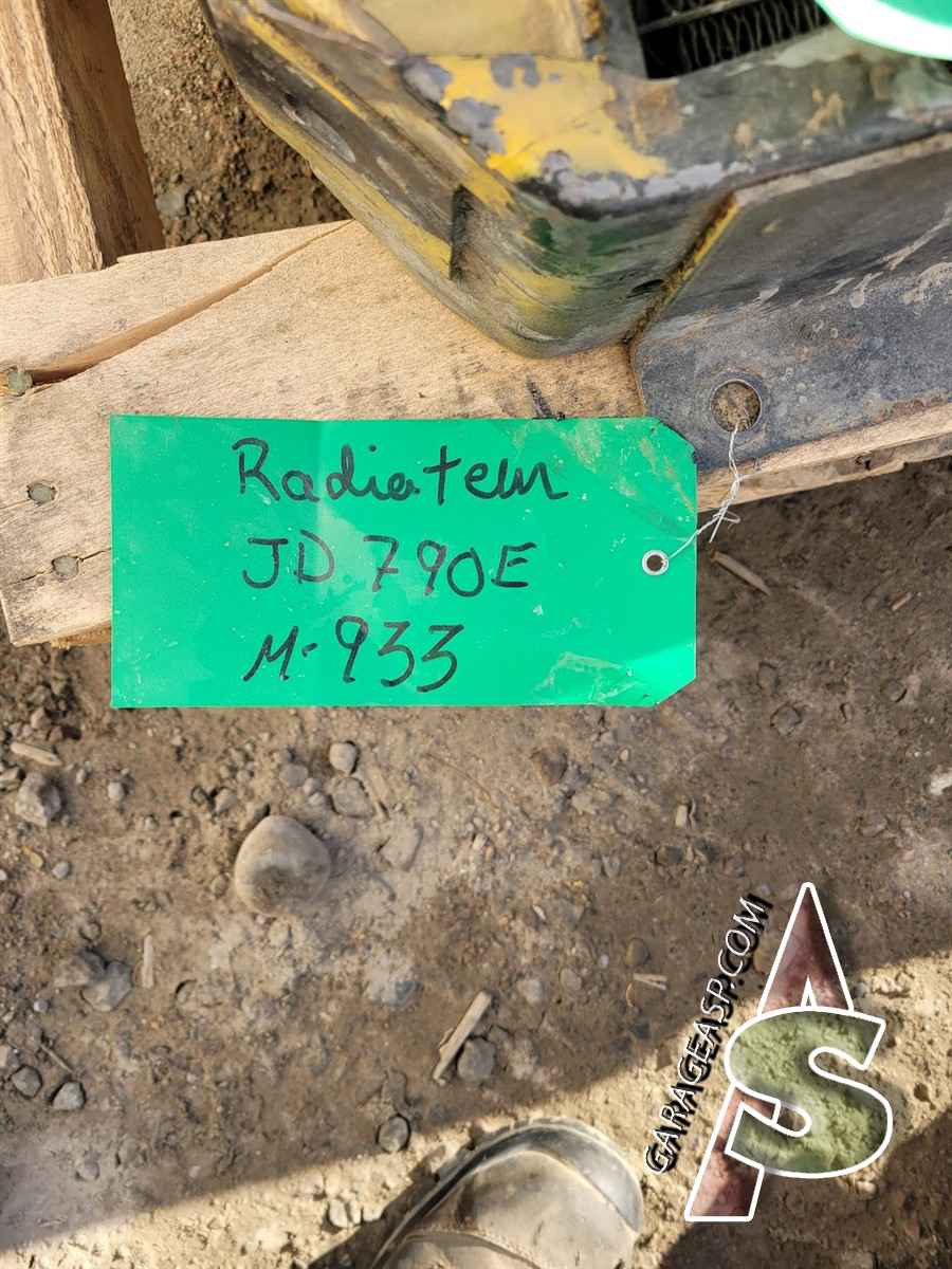 Radiators - Heavy equipment parts