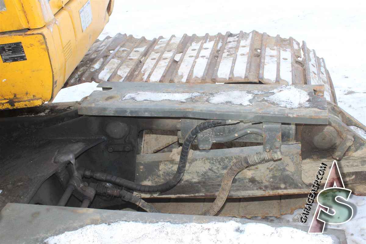 Blade cylinders - Heavy equipment parts